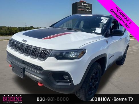 Used 2023 Jeep Compass Trailhawk AWD/4WD image 4