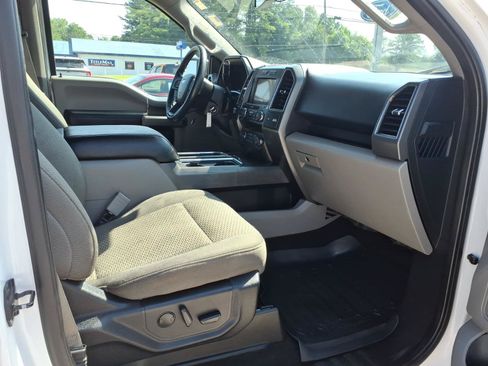Used 2020 Ford F150 XLT w/ Equipment Group 302A Luxury AWD/4WD image 7