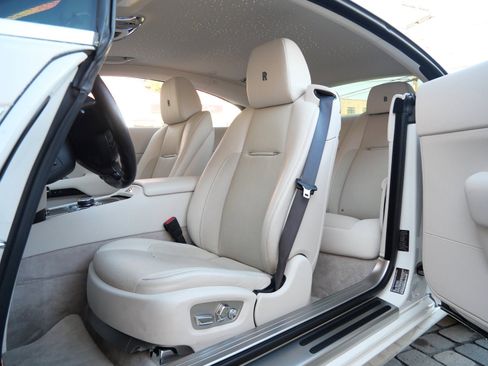 Certified 2018 Rolls-Royce Wraith image 18