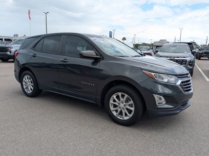 Used 2021 Chevrolet Equinox LS w/ LS Convenience Package