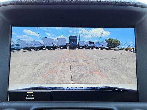 Used 2024 GMC Terrain SLT FWD image 21