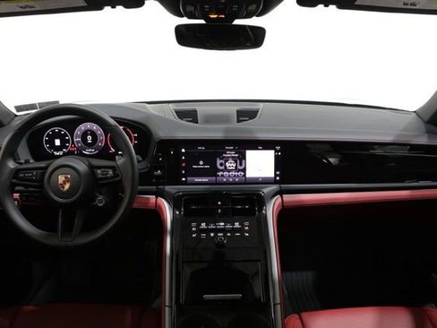Used 2025 Porsche Panamera 4 image 15