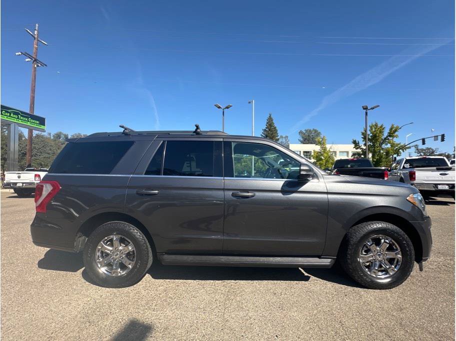 Used 2018 Ford Expedition XLT AWD/4WD image 9