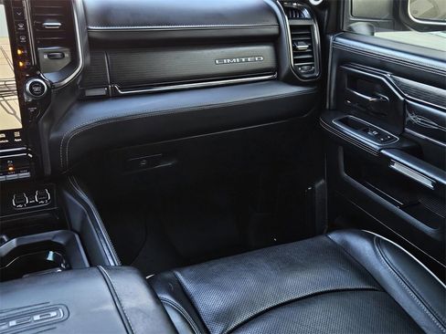 Used 2022 RAM 3500 Limited image 11