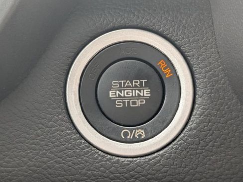 Used 2024 RAM 1500 Lone Star image 32