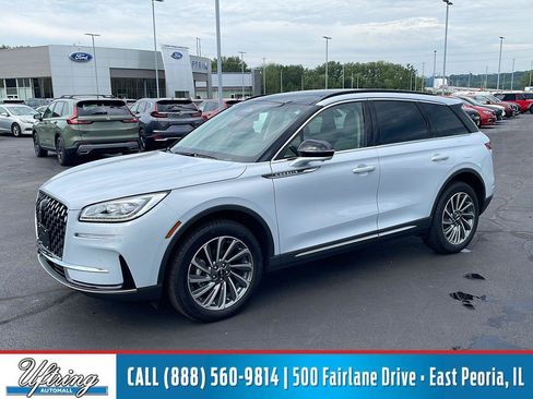 Used 2025 Lincoln Corsair Reserve AWD/4WD image 1