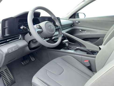 New 2026 Hyundai Elantra Sport FWD image 15