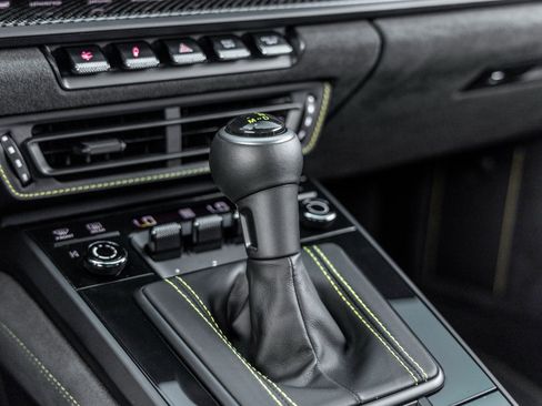 Certified 2024 Porsche 911 GT3 image 41