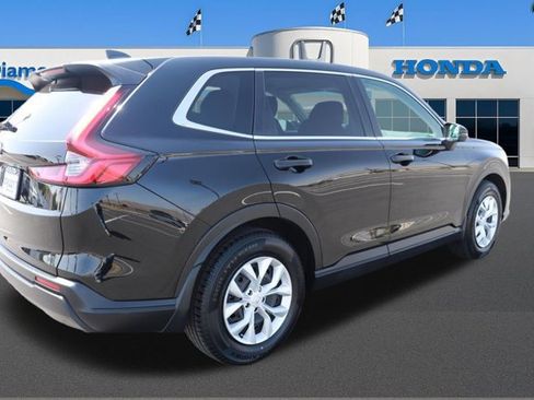 Used 2025 Honda CR-V LX image 7