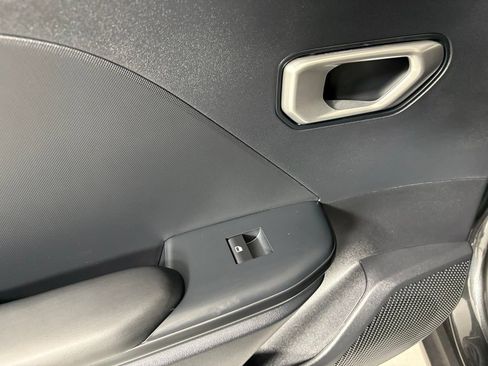 New 2026 Kia K4 FWD image 36