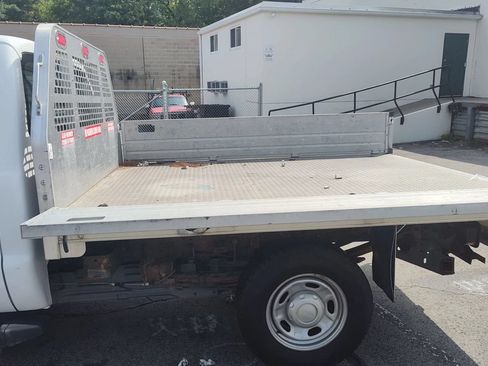 Used 2016 Ford F250 XL RWD image 9