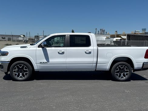 New 2026 RAM 1500 Laramie AWD/4WD image 6