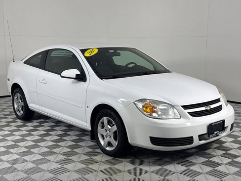 Used 2007 Chevrolet Cobalt LT image 3