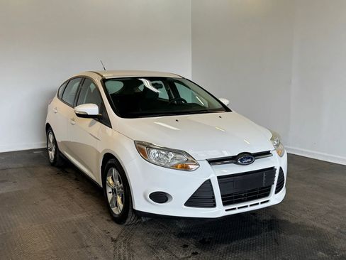 Used 2014 Ford Focus SE FWD image 3
