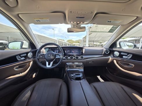 Used 2019 Mercedes-Benz E 300 image 17
