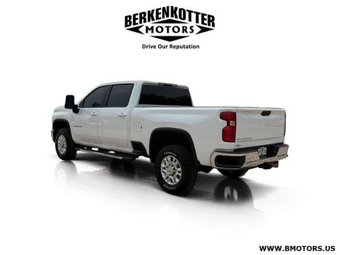 Used 2024 Chevrolet Silverado 2500 LT AWD/4WD image 5