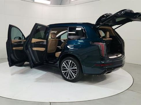 Used 2024 Cadillac XT6 Sport w/ Platinum Package image 30