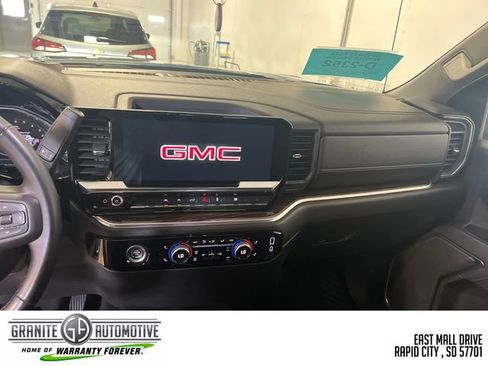 Used 2024 GMC Sierra 1500 SLE AWD/4WD image 13