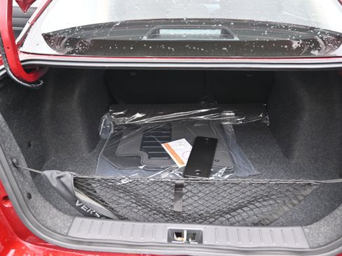 Certified 2025 Nissan Versa SV w/ Trunk Package image 18