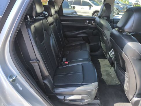 Used 2021 Kia Sorento S w/ Panoramic Sunroof Package FWD image 34