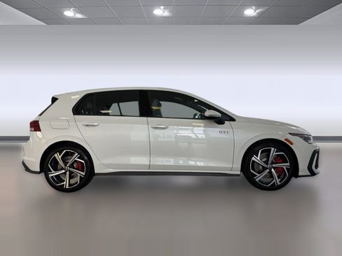 New 2026 Volkswagen GTI SE FWD image 8