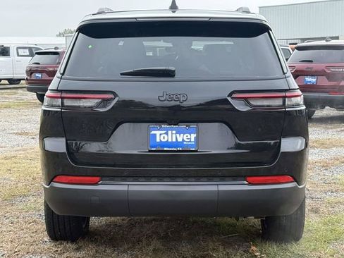 New 2025 Jeep Grand Cherokee L Altitude image 8