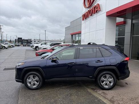 Certified 2025 Toyota RAV4 XLE w/ Convenience Package image 4