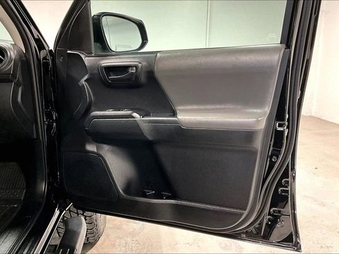 Used 2023 Toyota Tacoma SR image 22