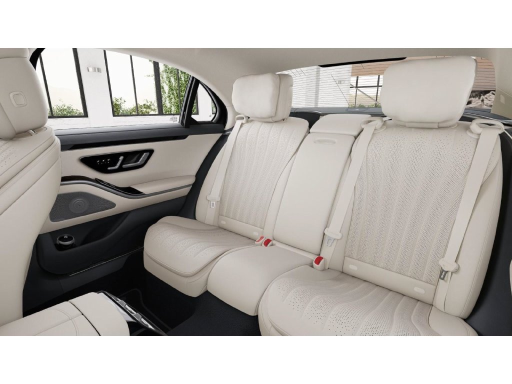 Used 2023 Mercedes-Benz S 500 4MATIC image 5