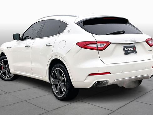 Used 2017 Maserati Levante S image 11