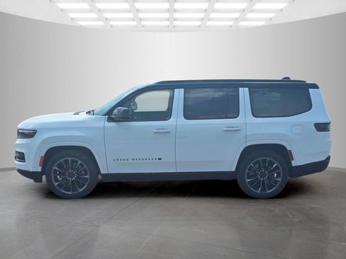 Used 2025 Jeep Grand Wagoneer Series II Obsidian w/ Quick Order Packagew 28T AWD/4WD image 5