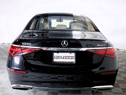 Used 2022 Mercedes-Benz S 580 4MATIC Sedan w/ Rear Seat Package image 5