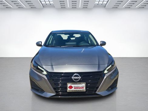 New 2026 Nissan Altima 2.5 SV w/ SV Special Edition Package FWD image 2