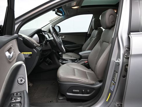 Used 2015 Hyundai Santa Fe Limited w/ Option Group 04 AWD/4WD image 21