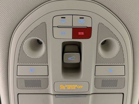 New 2026 Genesis G70 2.5T Prestige image 25