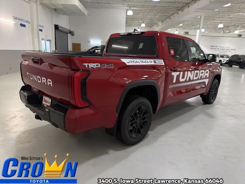 New 2026 Toyota Tundra Limited AWD/4WD image 9