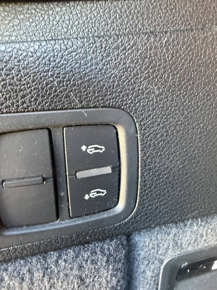 Used 2019 Audi SQ5 Prestige AWD/4WD image 22