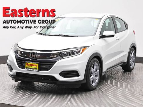Used 2021 Honda HR-V LX image 1