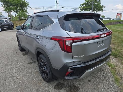 Certified 2026 Kia Seltos EX w/ EX Sunroof Package AWD/4WD image 9