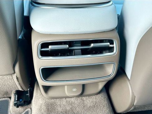 Certified 2026 Genesis GV70 2.5T Advanced image 18