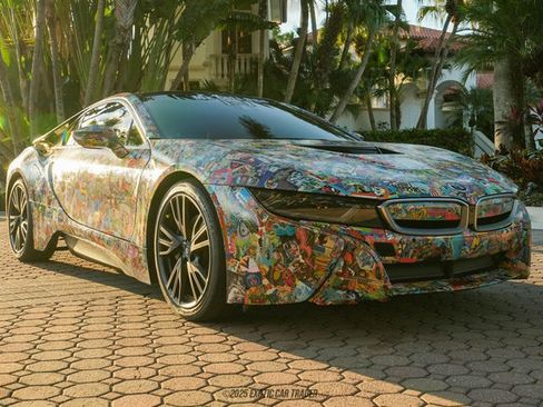 Used 2017 BMW i8 image 11