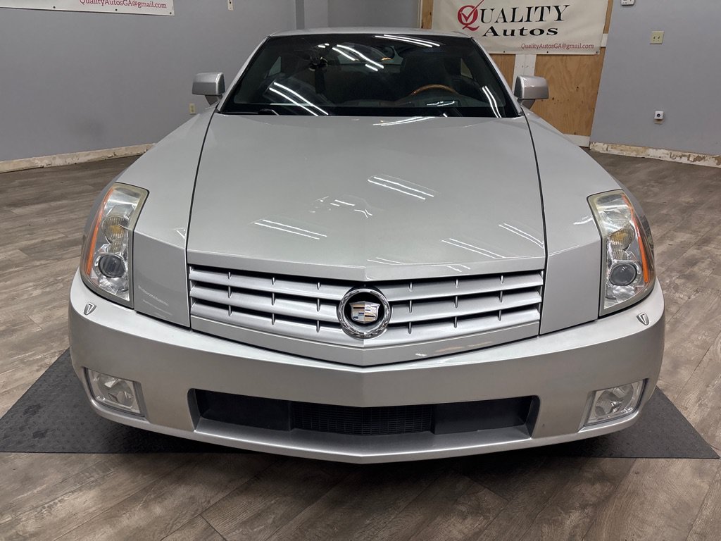 Used 2006 Cadillac XLR RWD image 15
