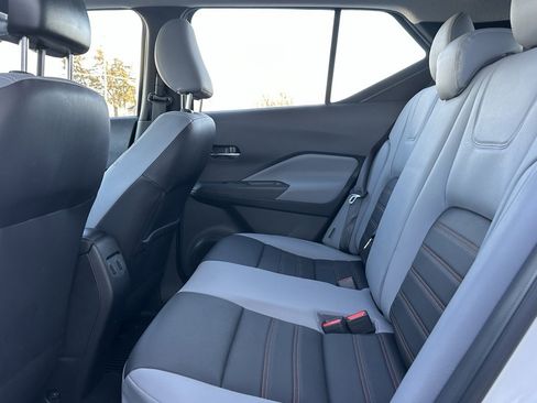 Used 2021 Nissan Kicks SR w/ SR Premium Package image 14