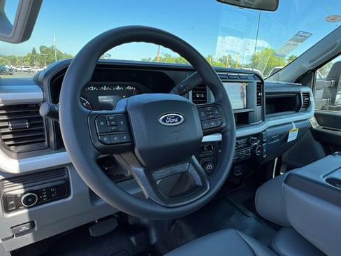 New 2023 Ford F250 XL w/ XL Chrome Package image 19
