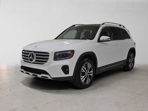 Certified 2026 Mercedes-Benz GLB 250 4MATIC image 7