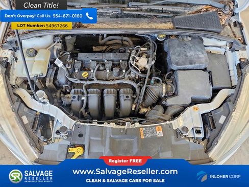 Used 2016 Ford Focus SE w/ Exterior Protection Package FWD image 15
