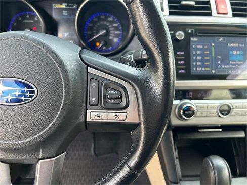 Used 2016 Subaru Outback 3.6R Limited image 28