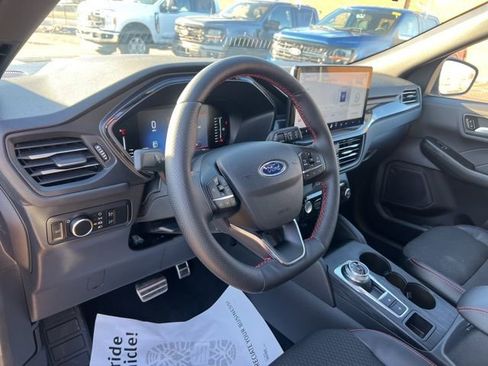 Certified 2024 Ford Escape ST-Line w/ Tech Pack #1 image 4
