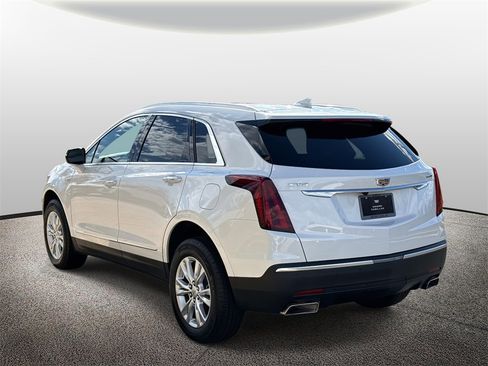 New 2025 Cadillac XT5 Luxury image 4
