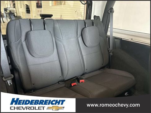 Used 2021 Jeep Wrangler Sport AWD/4WD image 33